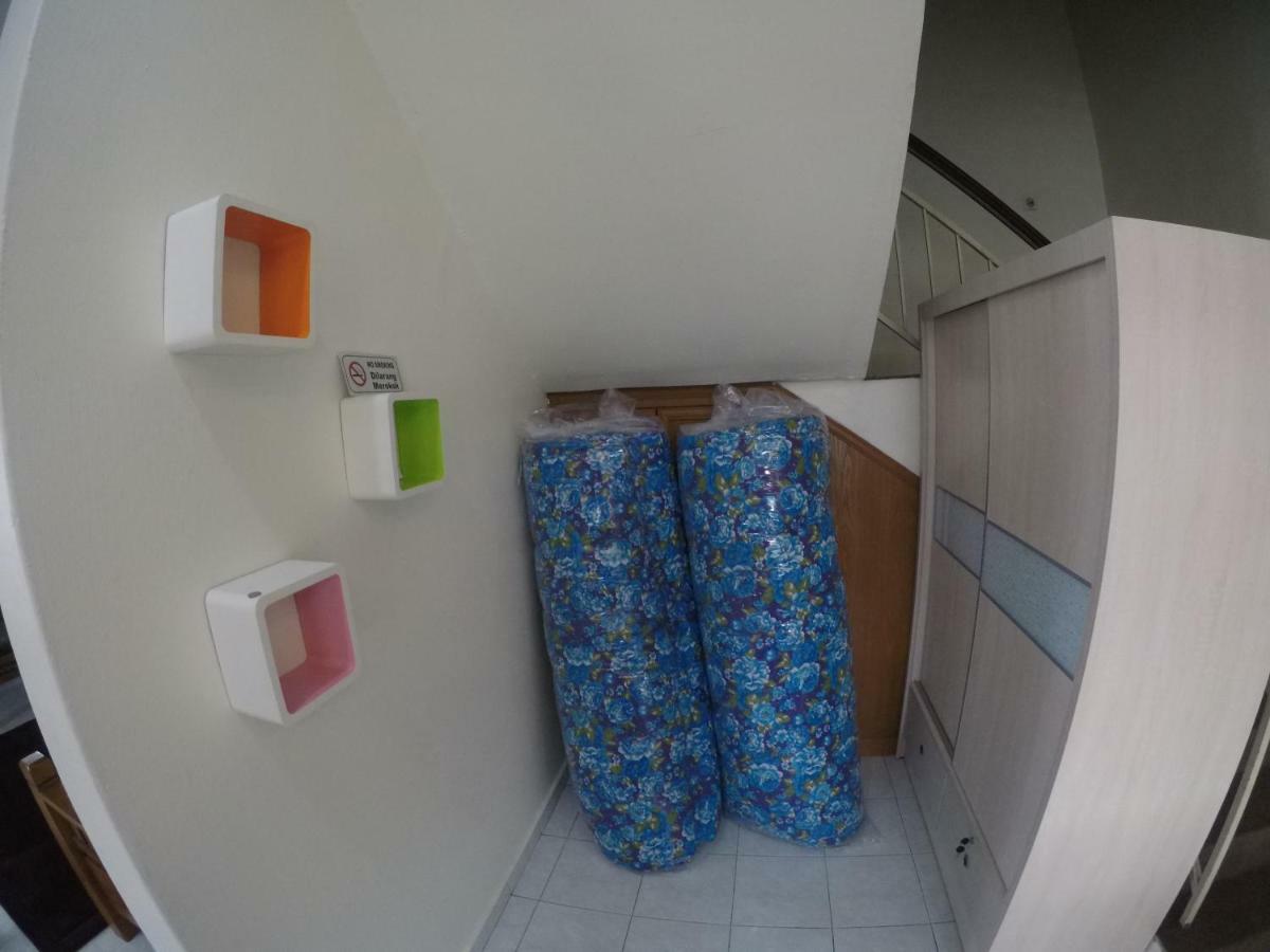 Casa Drezqi Homestay Melaka Private Pool エクステリア 写真